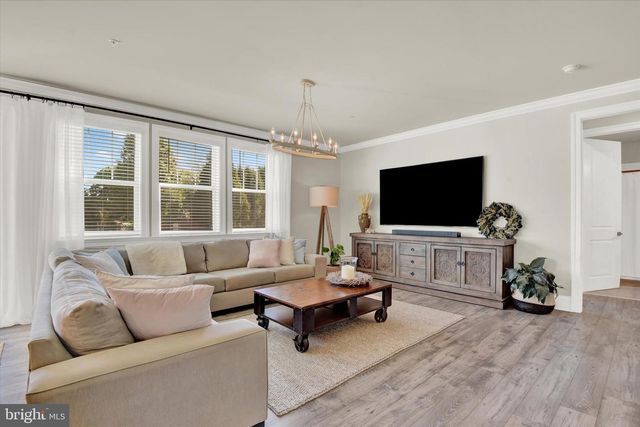 822 REDWOOD DR, Westminster, MD 21157