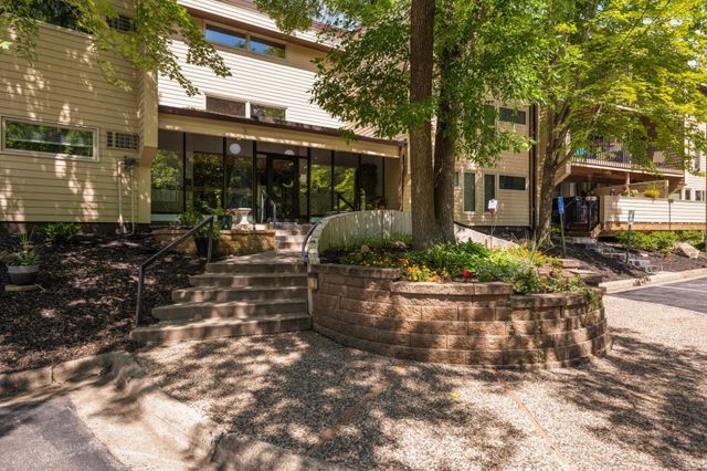 12600 Parkwood Drive 307, Burnsville, MN 55337