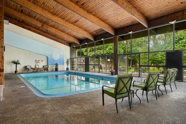 12600 Parkwood Drive 307, Burnsville, MN 55337