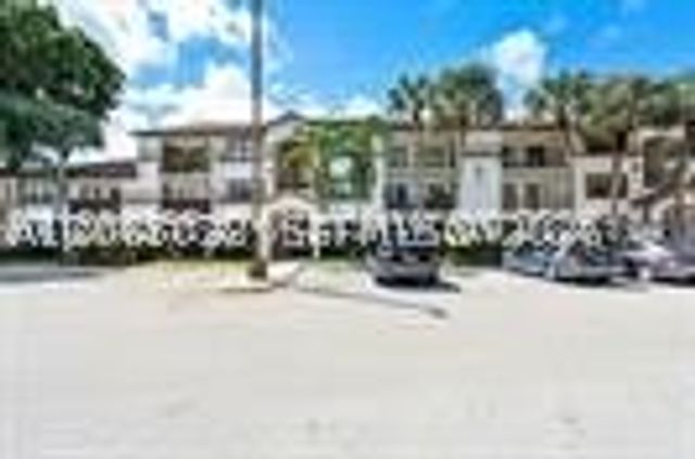 610 S Park Rd 35-1, Hollywood, FL 33021