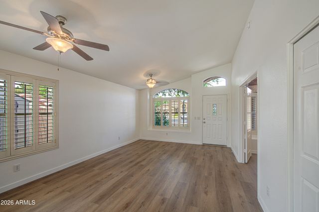 2233 E RAWHIDE Street, Gilbert, AZ 85296