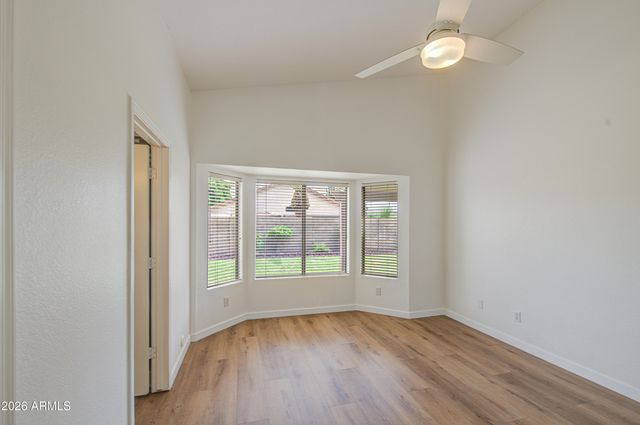 2233 E RAWHIDE Street, Gilbert, AZ 85296