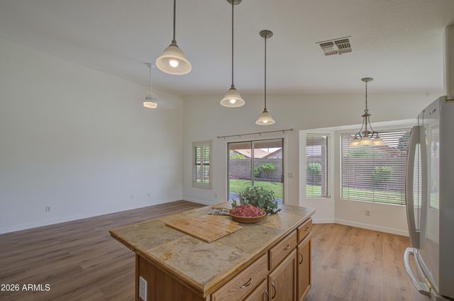 2233 E RAWHIDE Street, Gilbert, AZ 85296