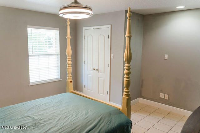 6816 Natchez Street, Biloxi, MS 39532