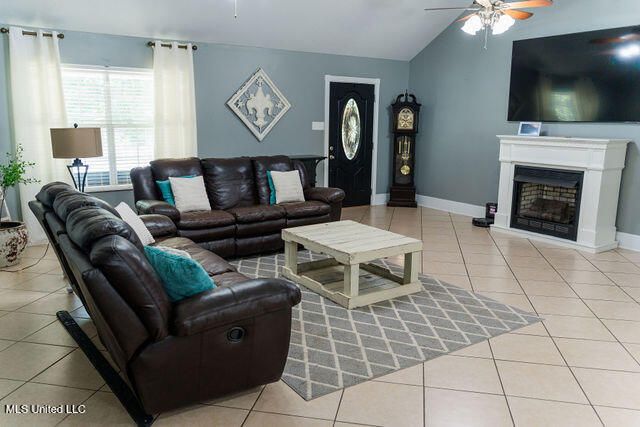 6816 Natchez Street, Biloxi, MS 39532