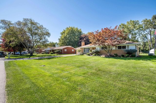 38165 Circolo Street, Harrison Twp, MI 48045