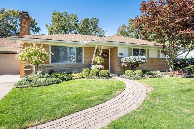 38165 Circolo Street, Harrison Twp, MI 48045