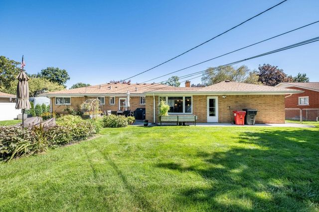 38165 Circolo Street, Harrison Twp, MI 48045