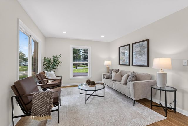 2930 Texa Tonka Avenue, Saint Louis Park, MN 55426