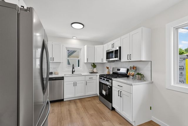 2930 Texa Tonka Avenue, Saint Louis Park, MN 55426