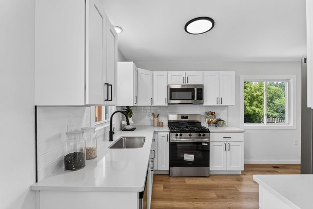 2930 Texa Tonka Avenue, Saint Louis Park, MN 55426