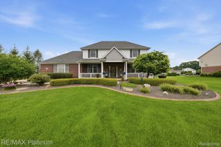 8927 Lantree Drive, Hartland Township, MI 48855