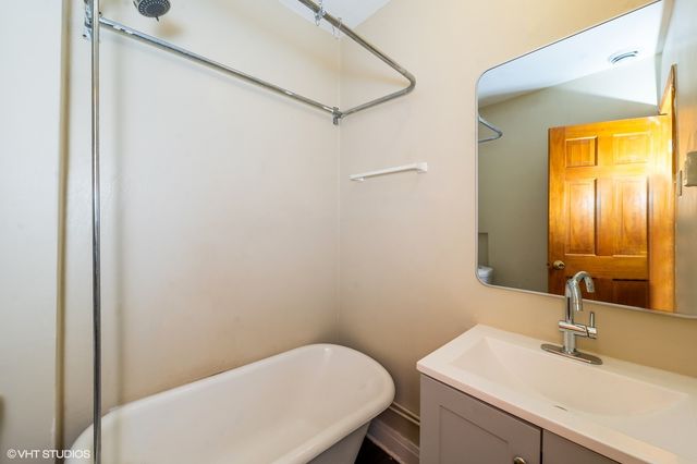 4740 S Prairie Avenue 3, Chicago, IL 60615