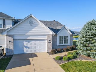 343 White Hawk Way, Manteno, IL 60950