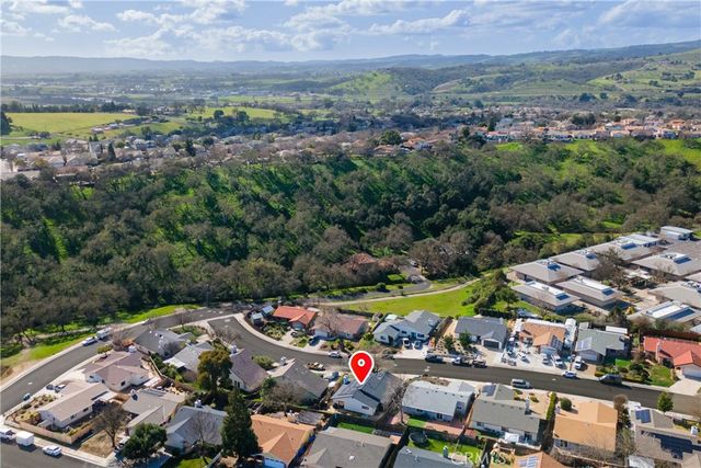 1736 Wade, Paso Robles, CA 93446