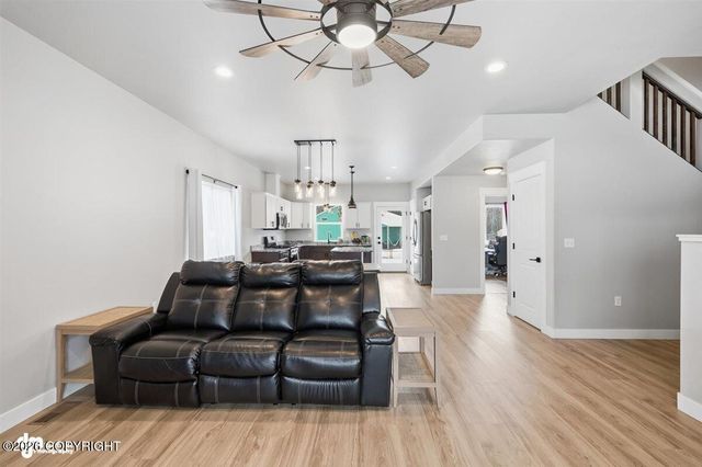 8461 N Michaelson Street, Palmer, AK 99645