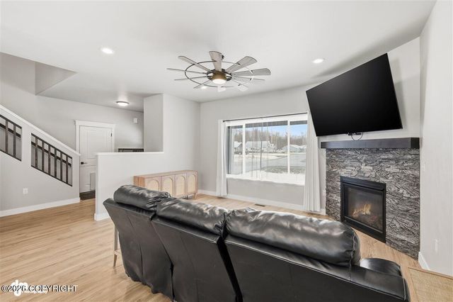 8461 N Michaelson Street, Palmer, AK 99645