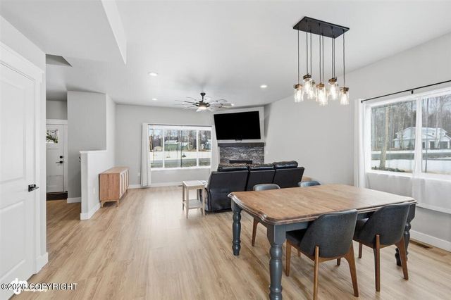 8461 N Michaelson Street, Palmer, AK 99645