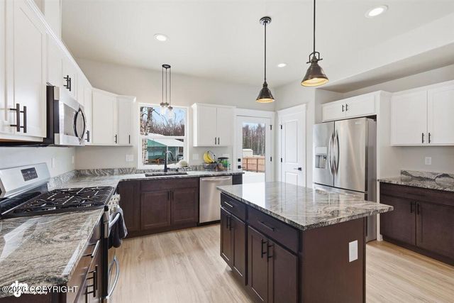 8461 N Michaelson Street, Palmer, AK 99645