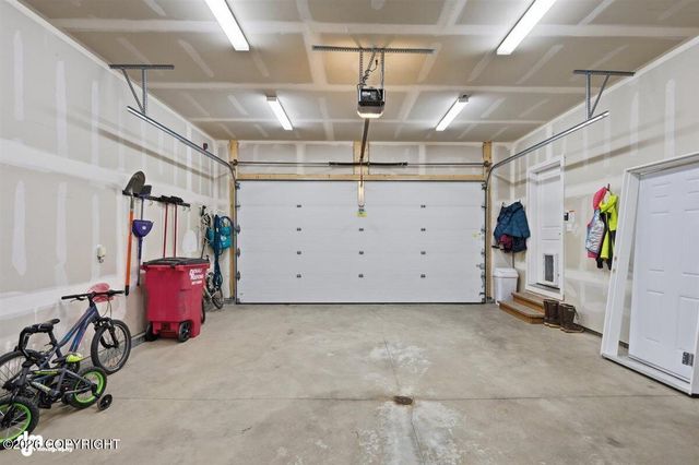 8461 N Michaelson Street, Palmer, AK 99645