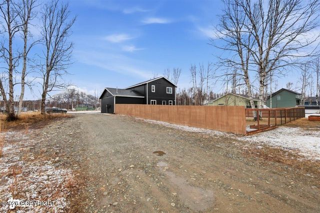 8461 N Michaelson Street, Palmer, AK 99645