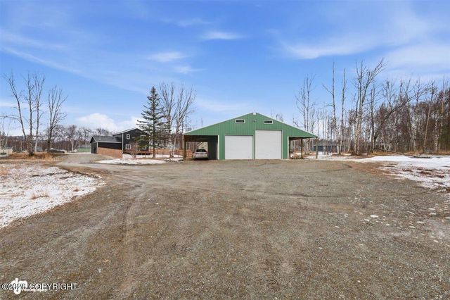 8461 N Michaelson Street, Palmer, AK 99645