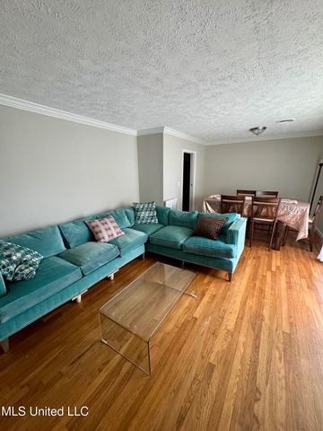 1441 School Park Street, Jackson, MS 39213