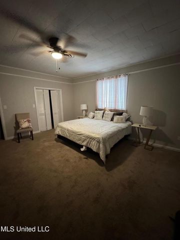 1441 School Park Street, Jackson, MS 39213