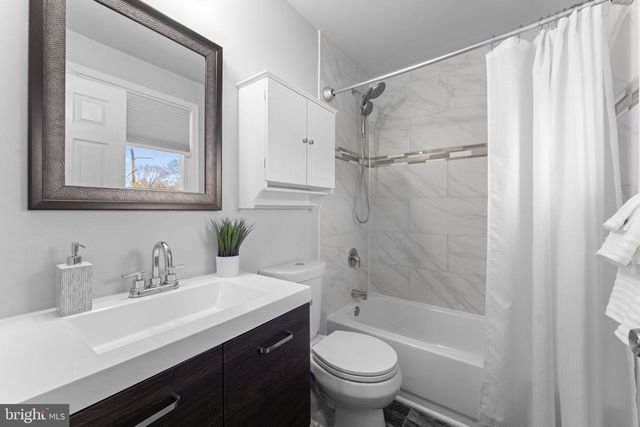 876 SHORE ACRES RD, Arnold, MD 21012