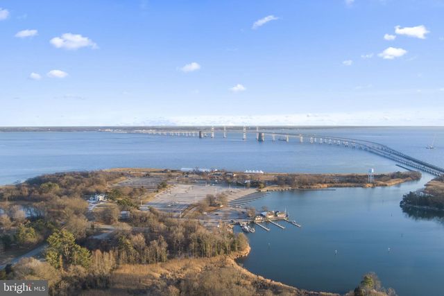 876 SHORE ACRES RD, Arnold, MD 21012