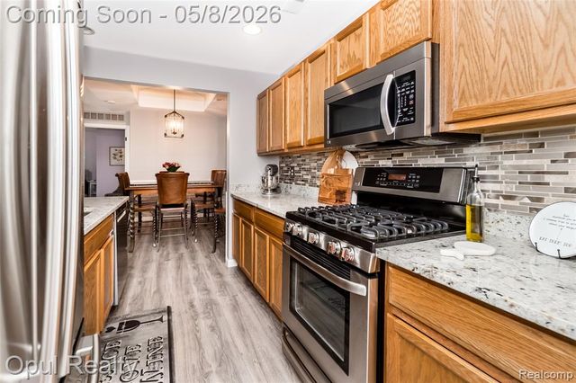 11762 Farmington Road, Livonia, MI 48150