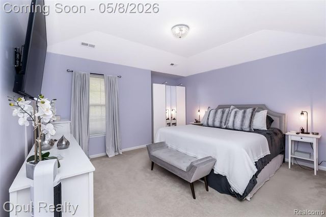 11762 Farmington Road, Livonia, MI 48150
