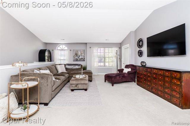 11762 Farmington Road, Livonia, MI 48150