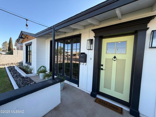 1204 S 1st Avenue, Safford, AZ 85546