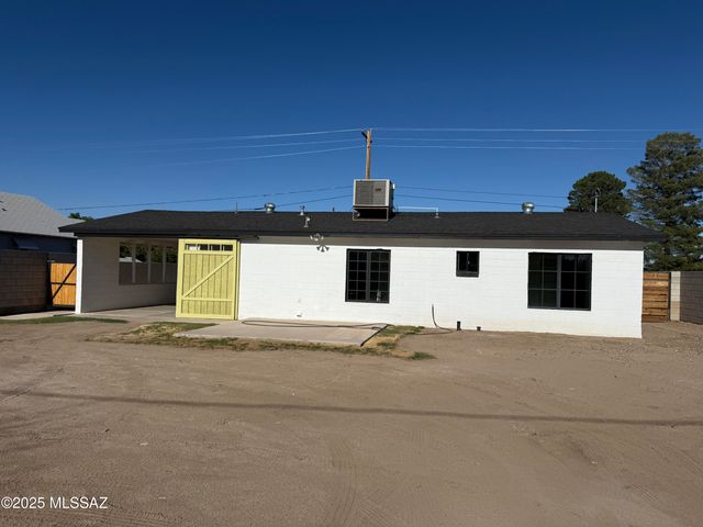 1204 S 1st Avenue, Safford, AZ 85546