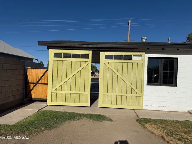 1204 S 1st Avenue, Safford, AZ 85546