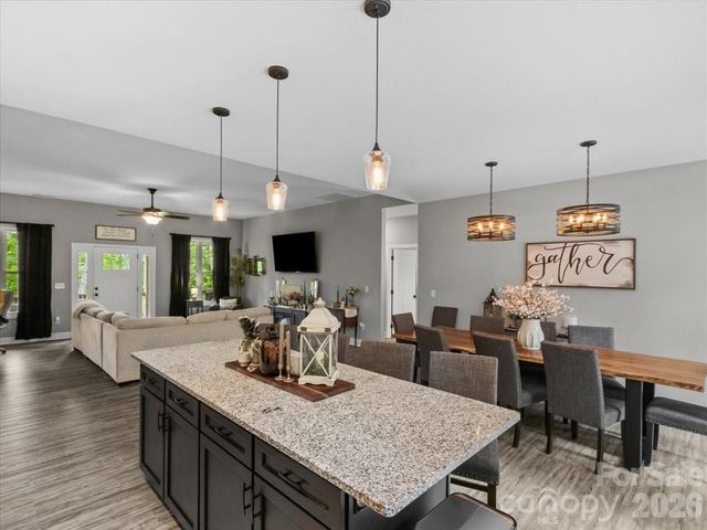 36 Cherry Ridge Lane, Weaverville, NC 28787