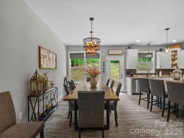 36 Cherry Ridge Lane, Weaverville, NC 28787