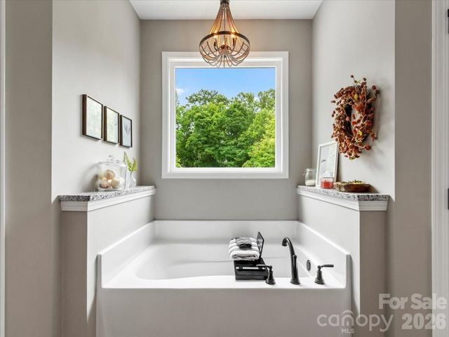 36 Cherry Ridge Lane, Weaverville, NC 28787
