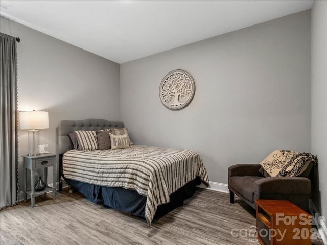 36 Cherry Ridge Lane, Weaverville, NC 28787