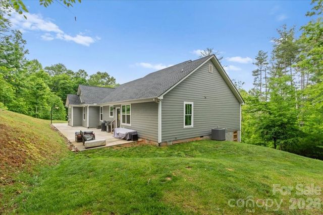 36 Cherry Ridge Lane, Weaverville, NC 28787