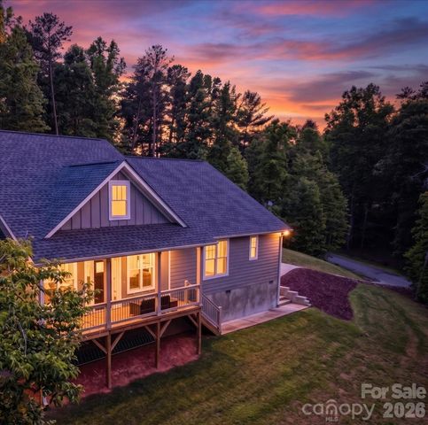 36 Cherry Ridge Lane, Weaverville, NC 28787