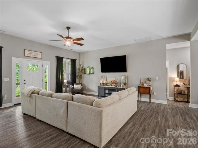 36 Cherry Ridge Lane, Weaverville, NC 28787