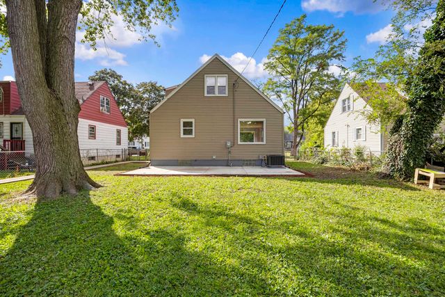 14725 Turlington Avenue, Harvey, IL 60426