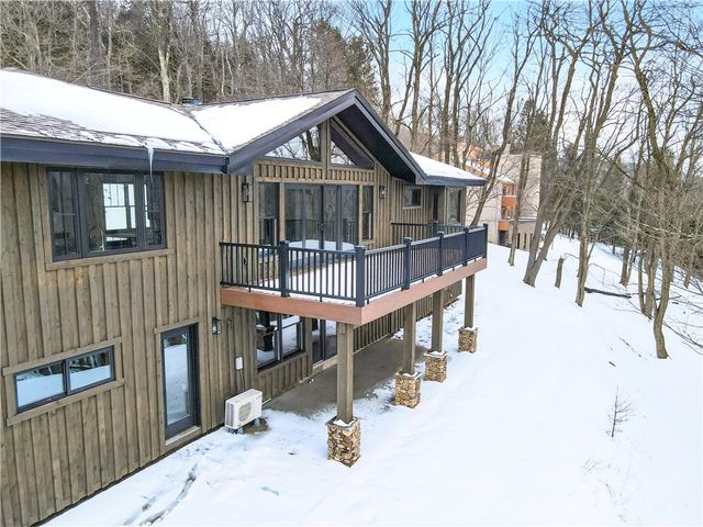 181 Alpine Heights Rd, Saltlick Twp, PA 15622