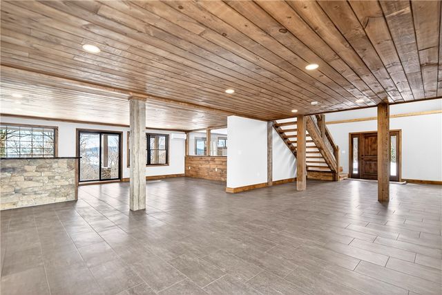 181 Alpine Heights Rd, Saltlick Twp, PA 15622