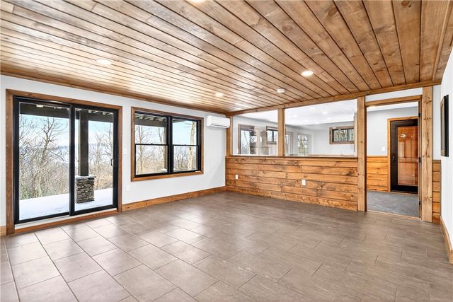 181 Alpine Heights Rd, Saltlick Twp, PA 15622