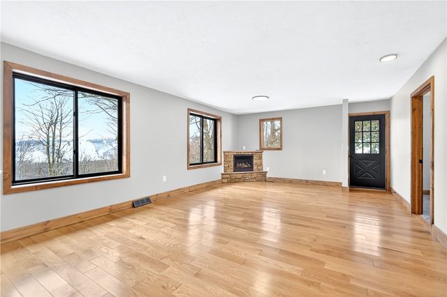 181 Alpine Heights Rd, Saltlick Twp, PA 15622