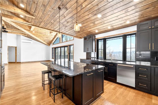 181 Alpine Heights Rd, Saltlick Twp, PA 15622