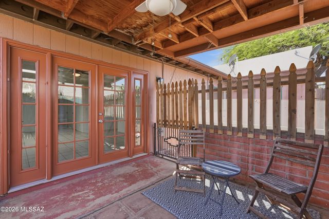 2852 W Sheryl Drive, Tucson, AZ 85713